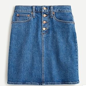 🆕 J crew Jean skirt, size 27